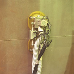Image of Looper Type Cleaning Robot